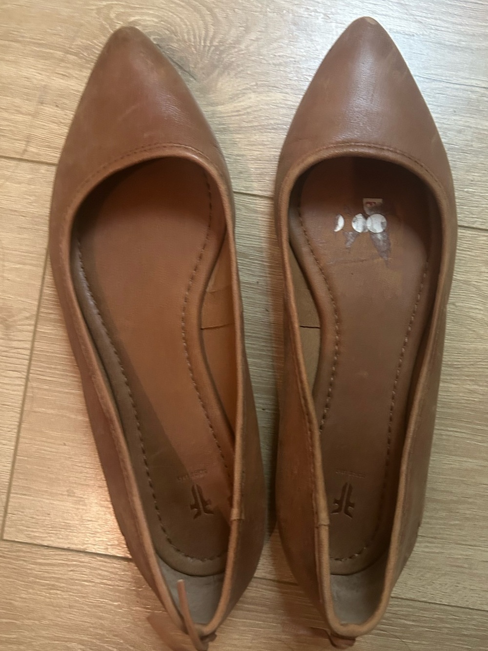 Frye Leather Flats Size9